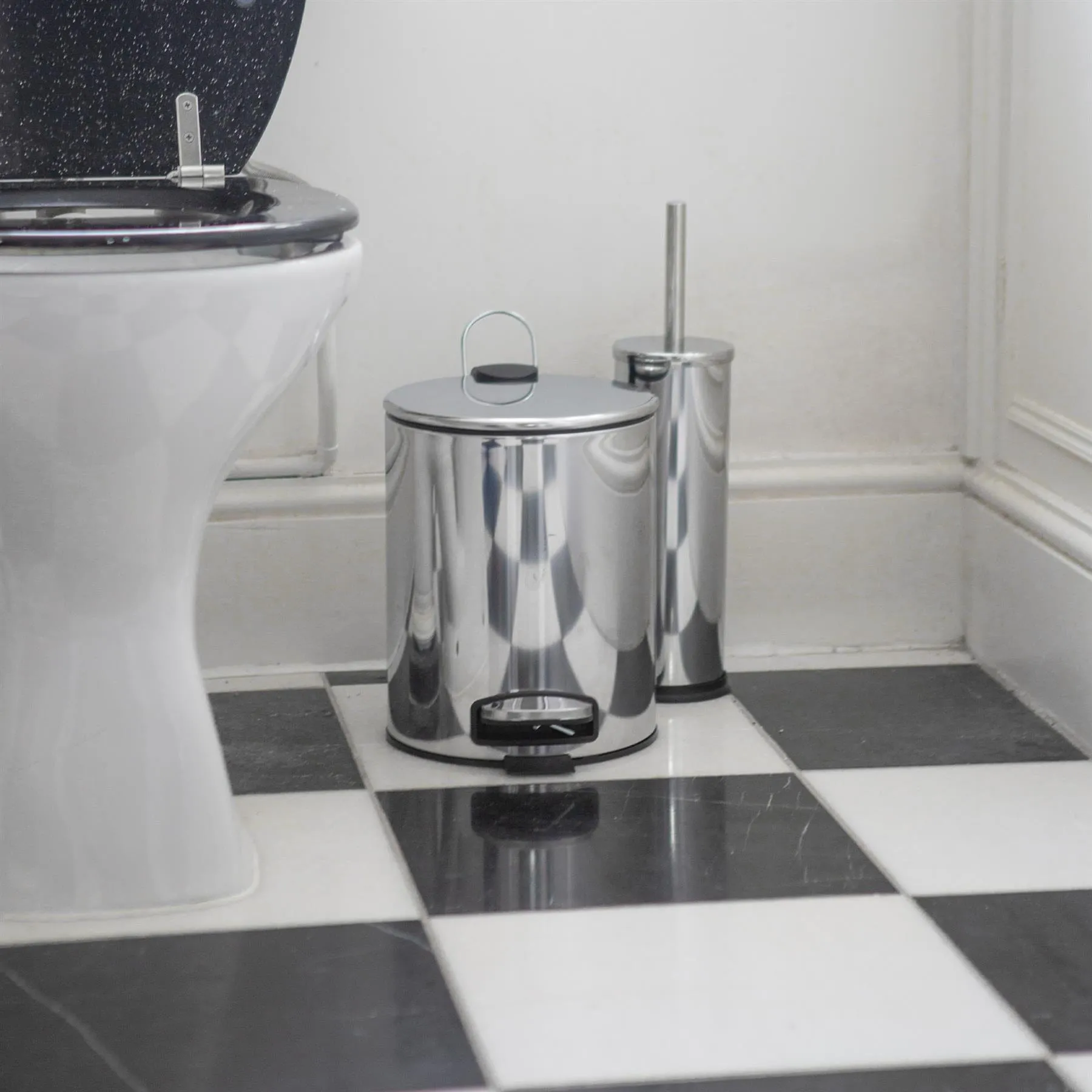 5L Round Stainless Steel Pedal Bin - By Harbour Housewares