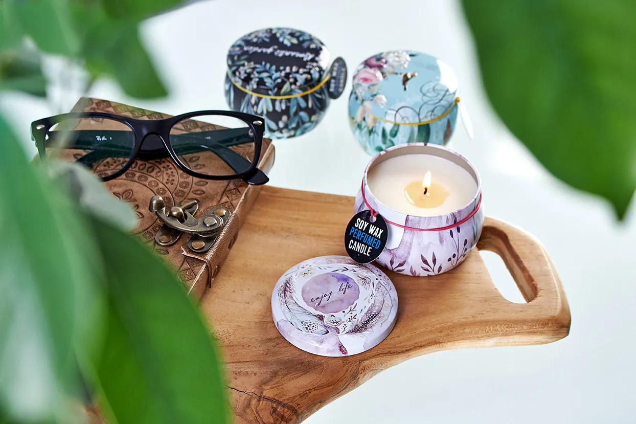 Eco-Friendly Art Tin Candle - Sea Life Design - Raspberry Scent | Long-Lasting & Natural Soy Wax