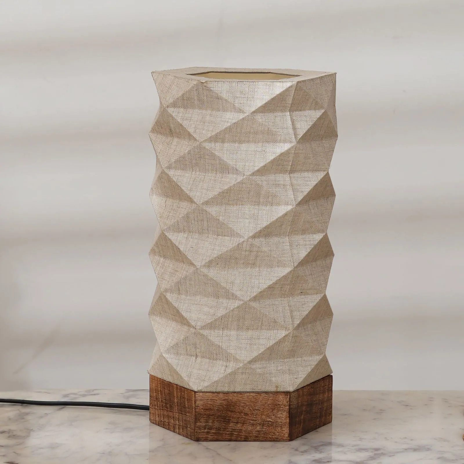 LumiHexa table lamp